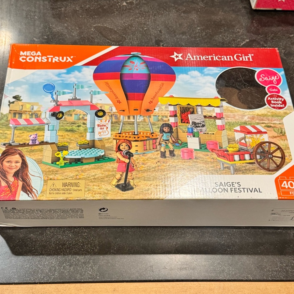 MEGA CONSTRUX - American Girl Saige's Balloon Festival